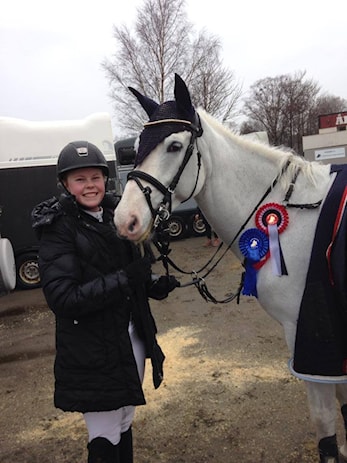 Første utestevne på Åros ridesenter.